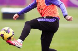 半岛体育网站-马拉加主场击败巴拉多利德，豪取三分