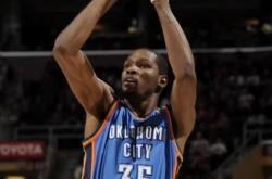 半岛体育教练-关于NBA球星杜兰特被指赛季表现不佳，是否已步入职业生涯下滑期？的信息