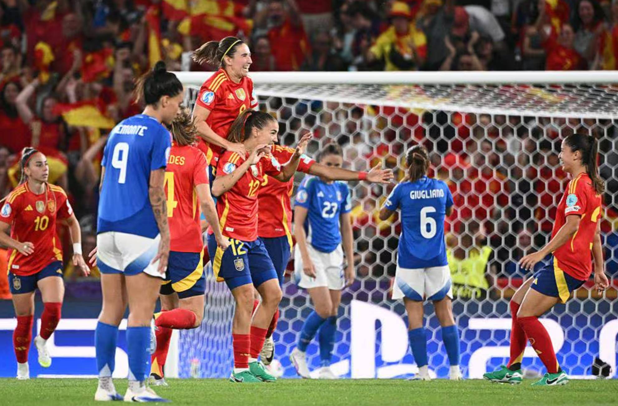 澳门女足战斗在比赛场上,取得好成绩 澳门女足战斗在比赛场上,取得好成绩