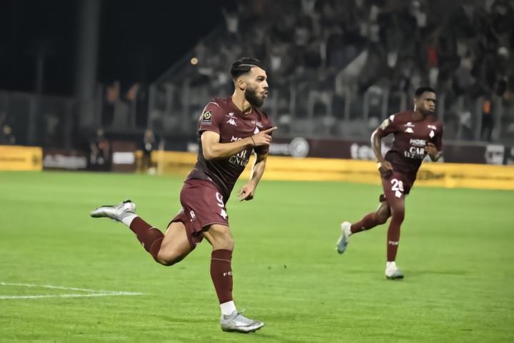 梅斯队取得连胜,逐渐融入法国联赛竞争 梅斯队取得连胜,逐渐融入法国联赛竞争