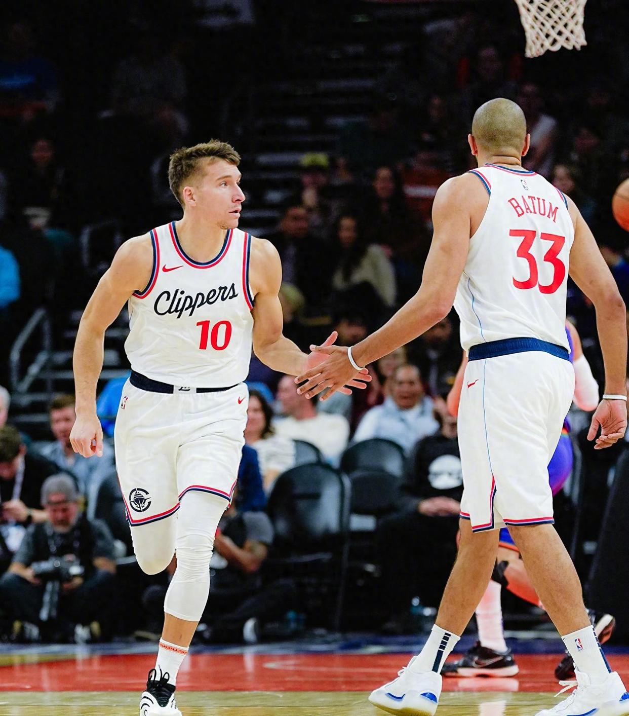 快船大胜热火，莱昂纳德三节独得分的简单介绍