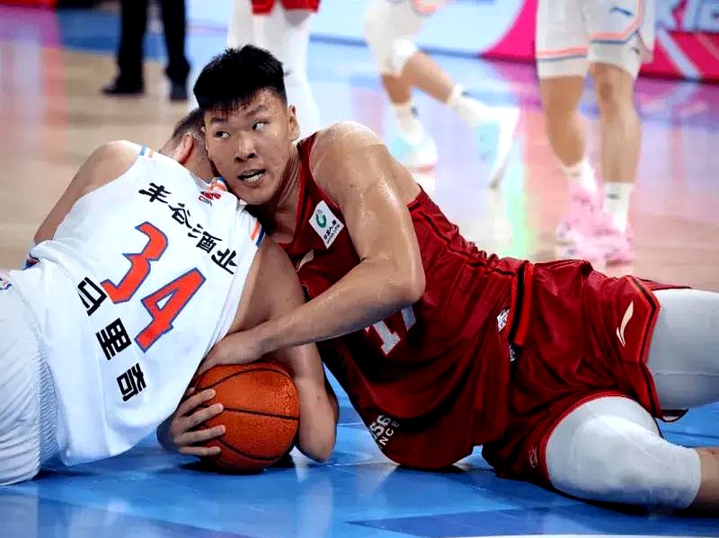 江苏队全队发挥出色,取得重要胜利 江苏队全队发挥出色,取得重要胜利