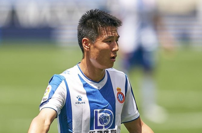 雷加利斯陷低谷，保级艰难重重