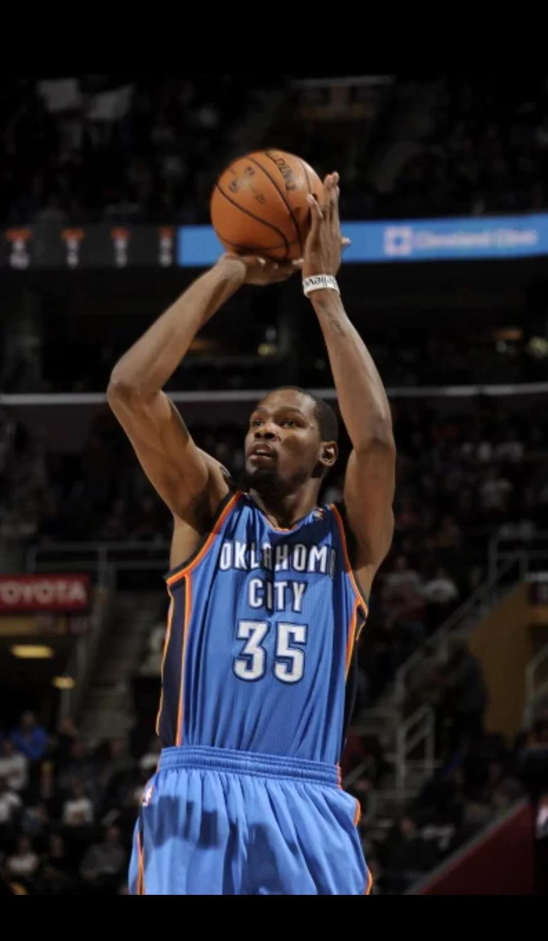 关于NBA球星杜兰特被指赛季表现不佳,是否已步入职业生涯下滑期?的信息 关于NBA球星杜兰特被指赛季表现不佳,是否已步入职业生涯下滑期?的信息