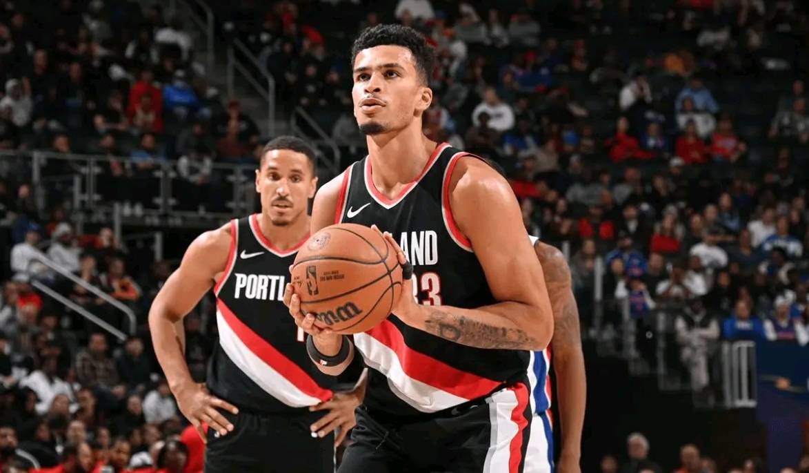 开拓者不敌爵士，遭遇两连败