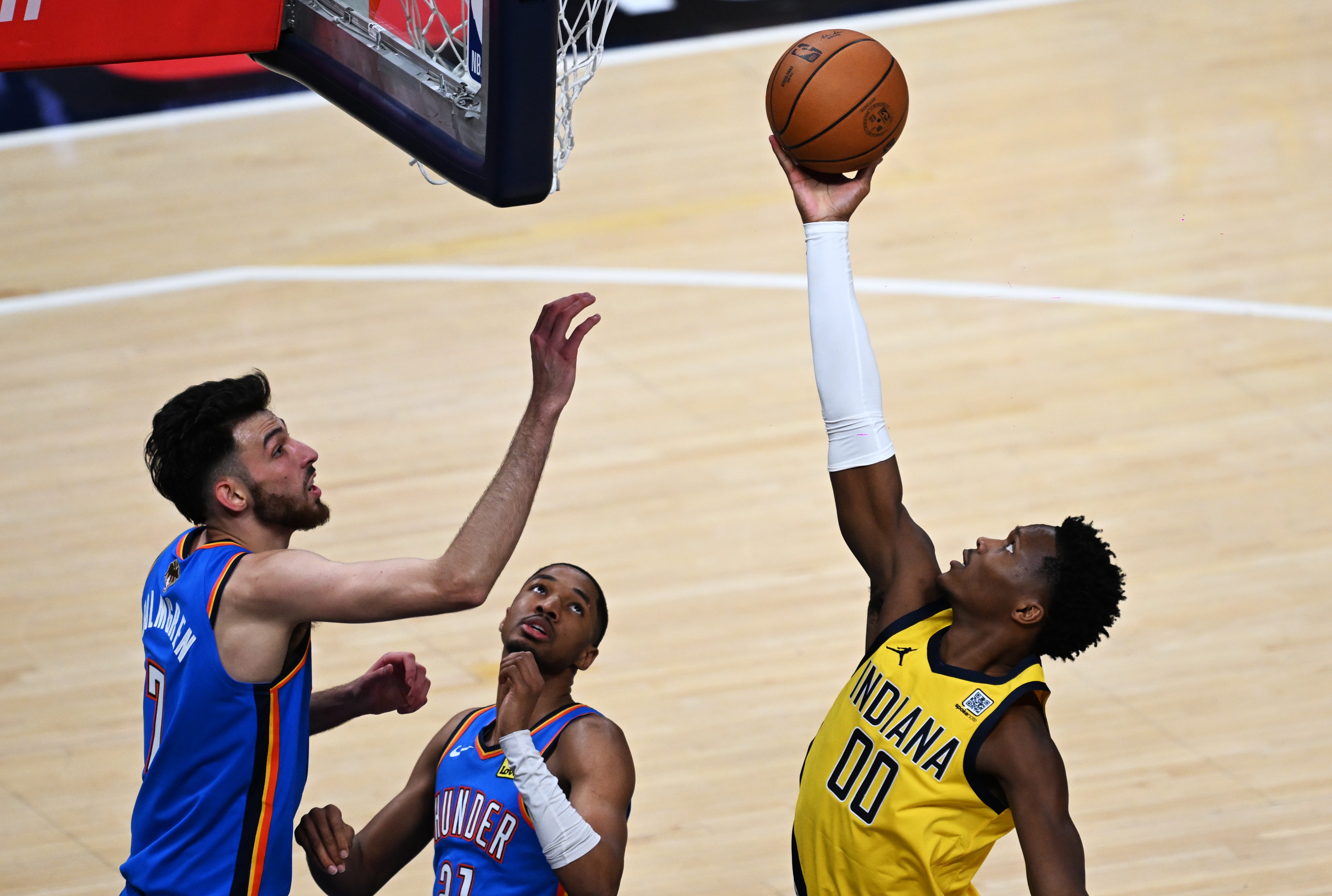 步行者豪取六连胜，篮网遭遇逆转