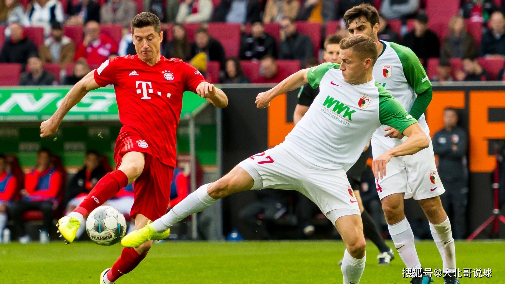 奥格斯堡客场大胜汉堡，豆蔻年华登顶积分榜的简单介绍