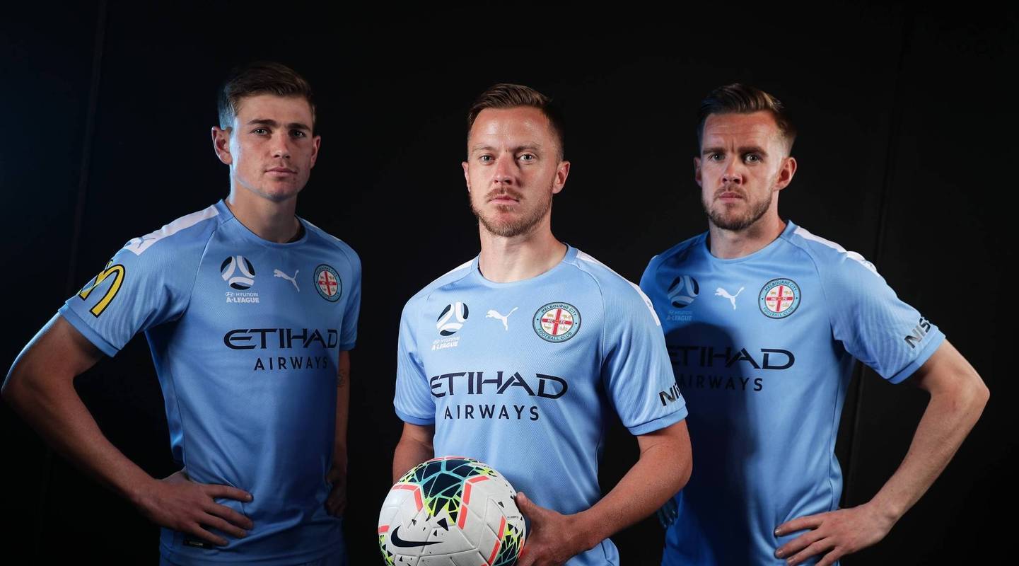 世界各地精英球员在比赛中亮相